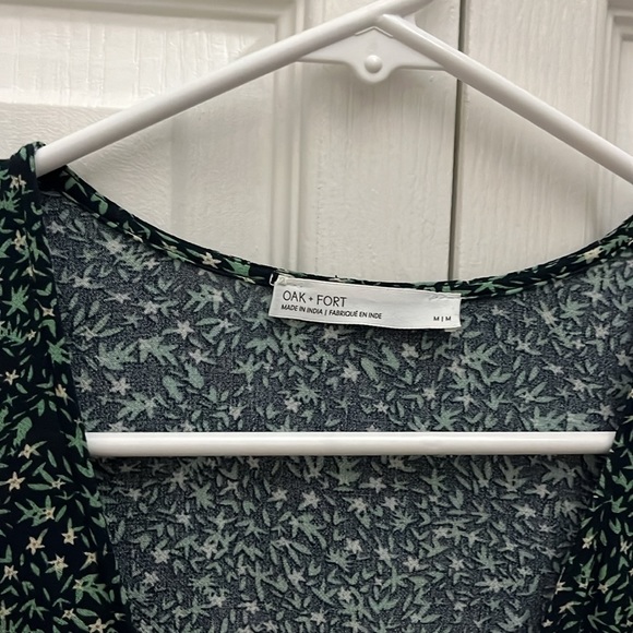 Oak + Fort Floral V-Neck Blouse in Blue - Picture 2 of 4